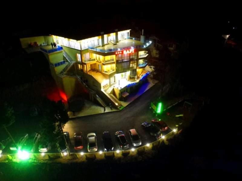 Safi Hotel Dospat Exterior foto